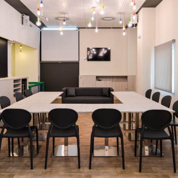Salón del local para un desayuno de trabajo